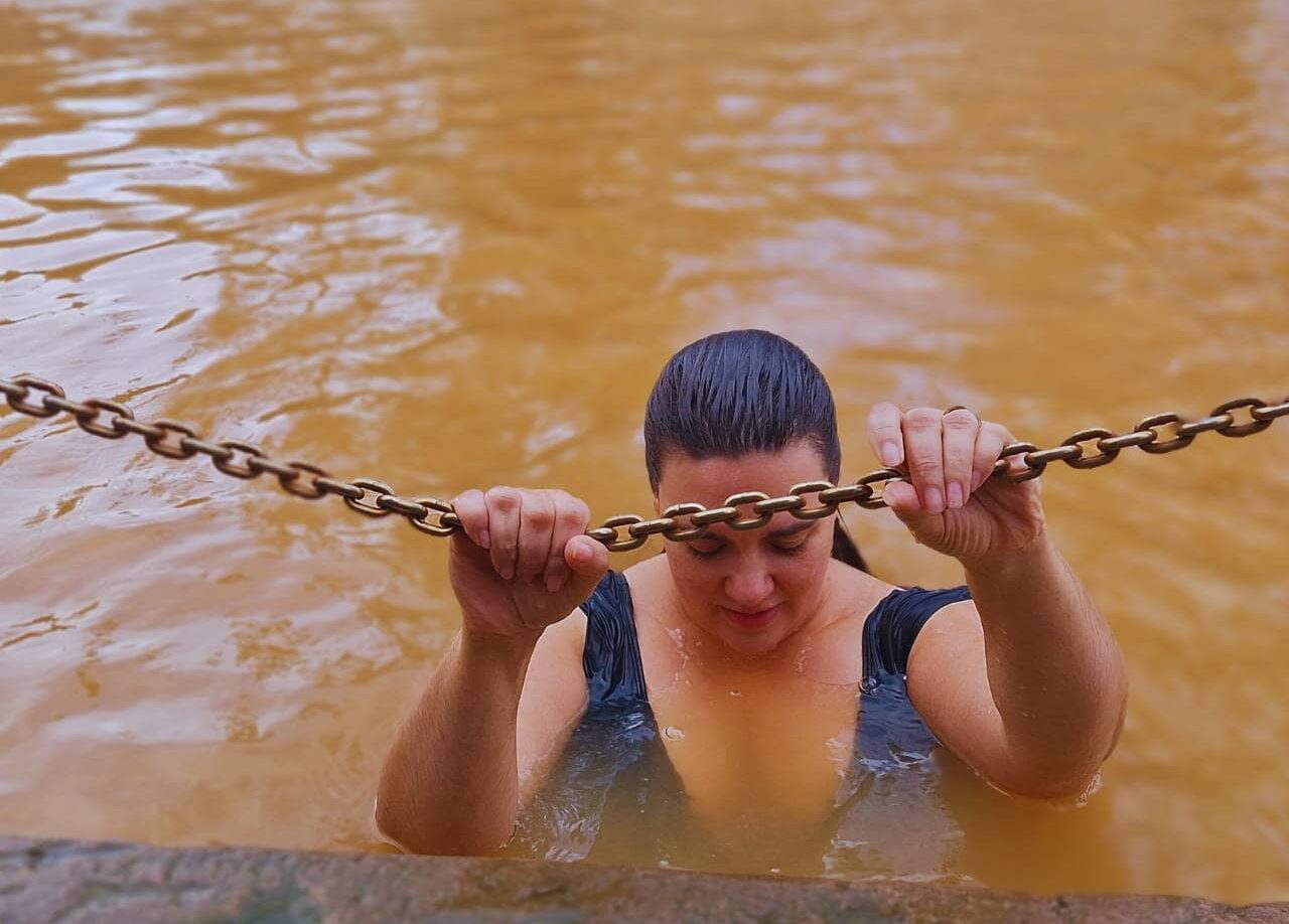 swimming at Terra Nostra thermal pool